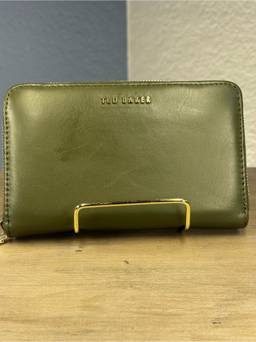 Ted Baker London Olive Green Leather Zip Around Wallet Gold Bar Hardware